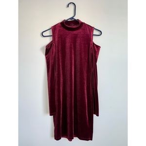 Maroon Velvet Off the Shoulder Tight Fit Dress